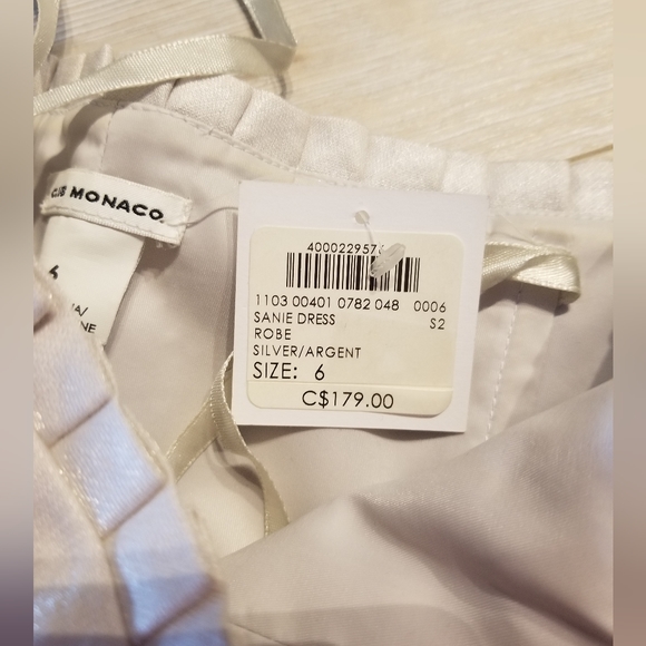 Club Monaco Dress size 6 - Picture 5 of 5